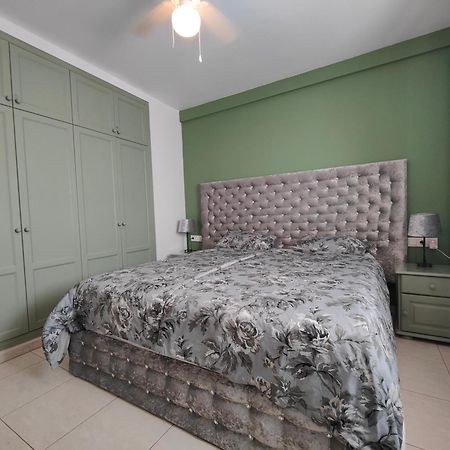 1 Bedroom Apartment In The Center Of קלטה דה פוסטה מראה חיצוני תמונה