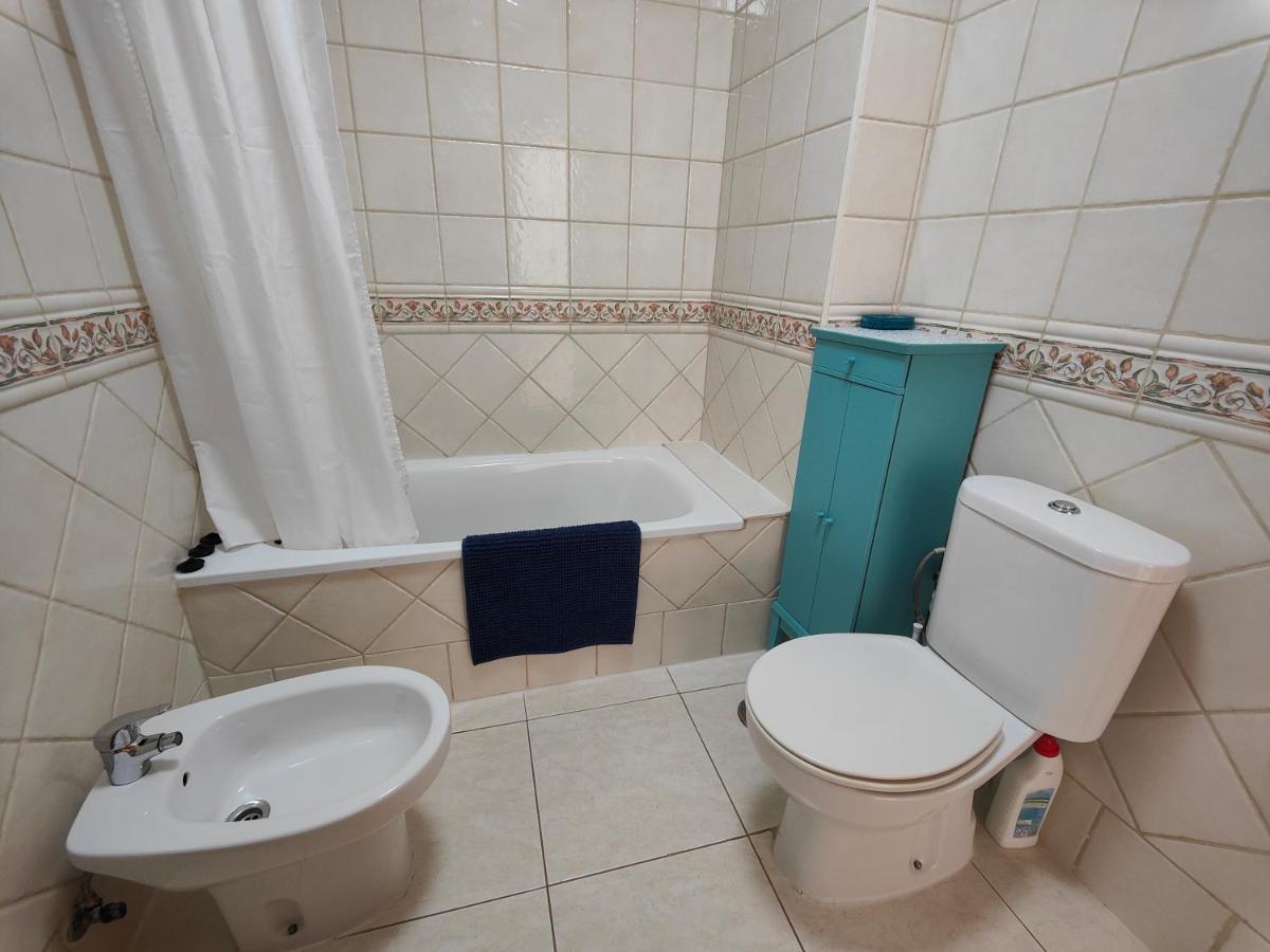 1 Bedroom Apartment In The Center Of קלטה דה פוסטה מראה חיצוני תמונה