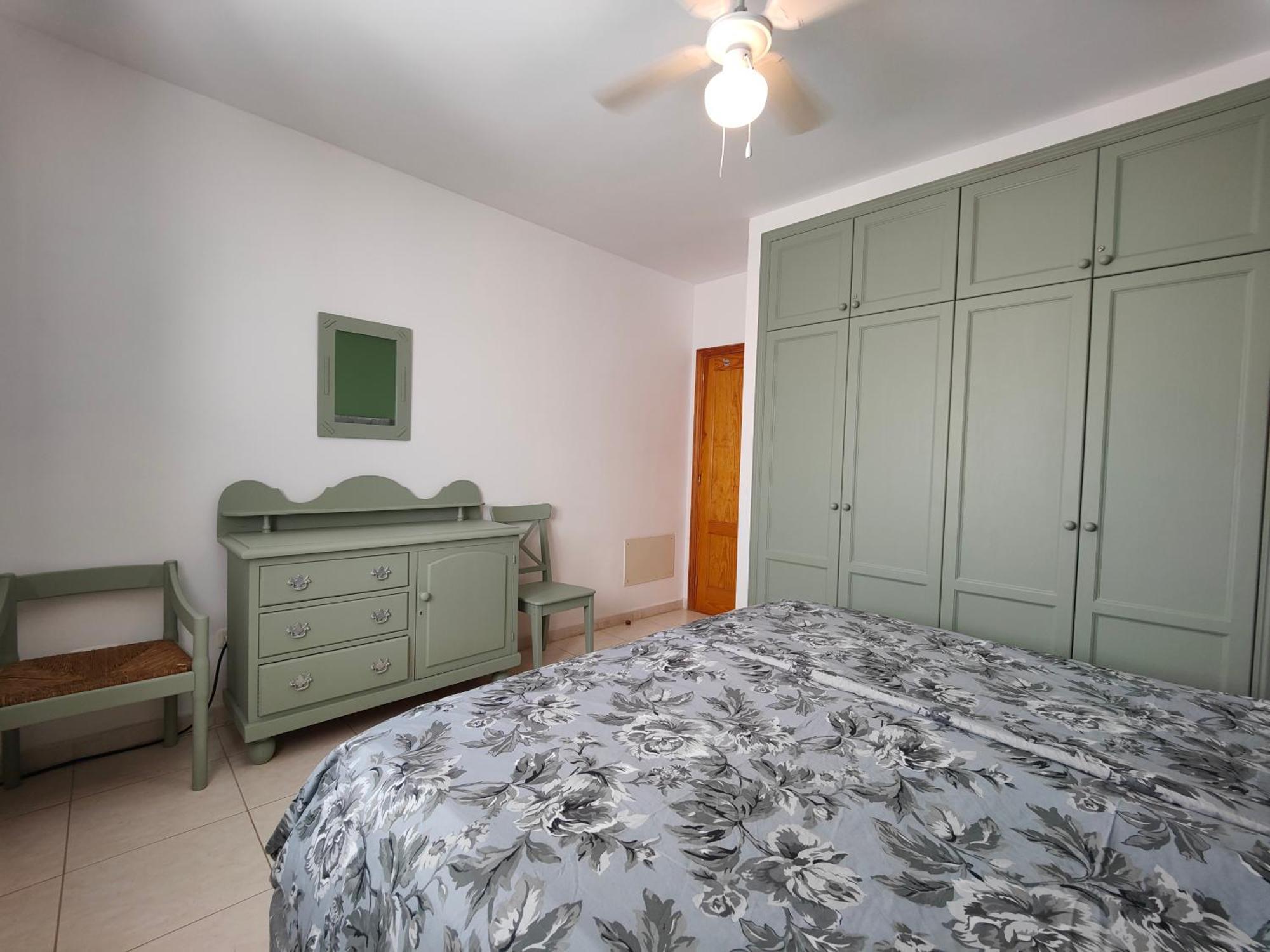 1 Bedroom Apartment In The Center Of קלטה דה פוסטה מראה חיצוני תמונה